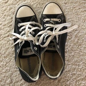 Black Converse